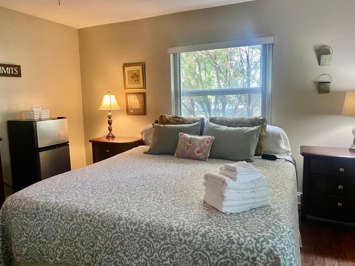Villa Olivia Guest Rooms Hollywood Exterior photo